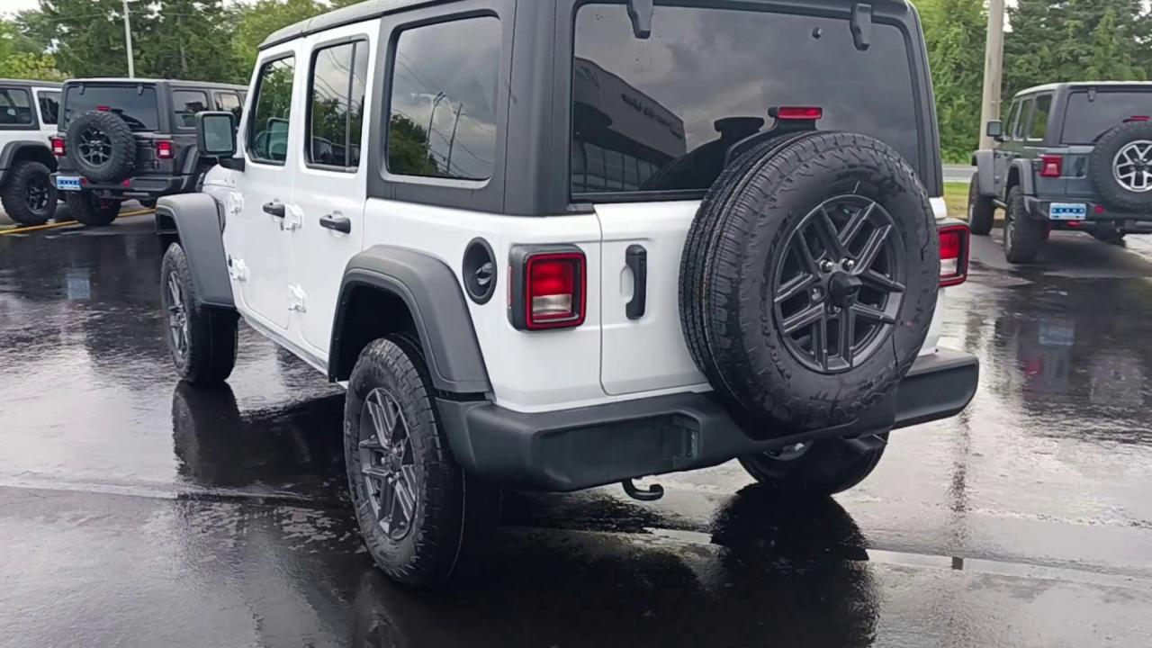 2025 Jeep Wrangler HTD SEATS / REMOTE START / 4 CYLINDER Photo