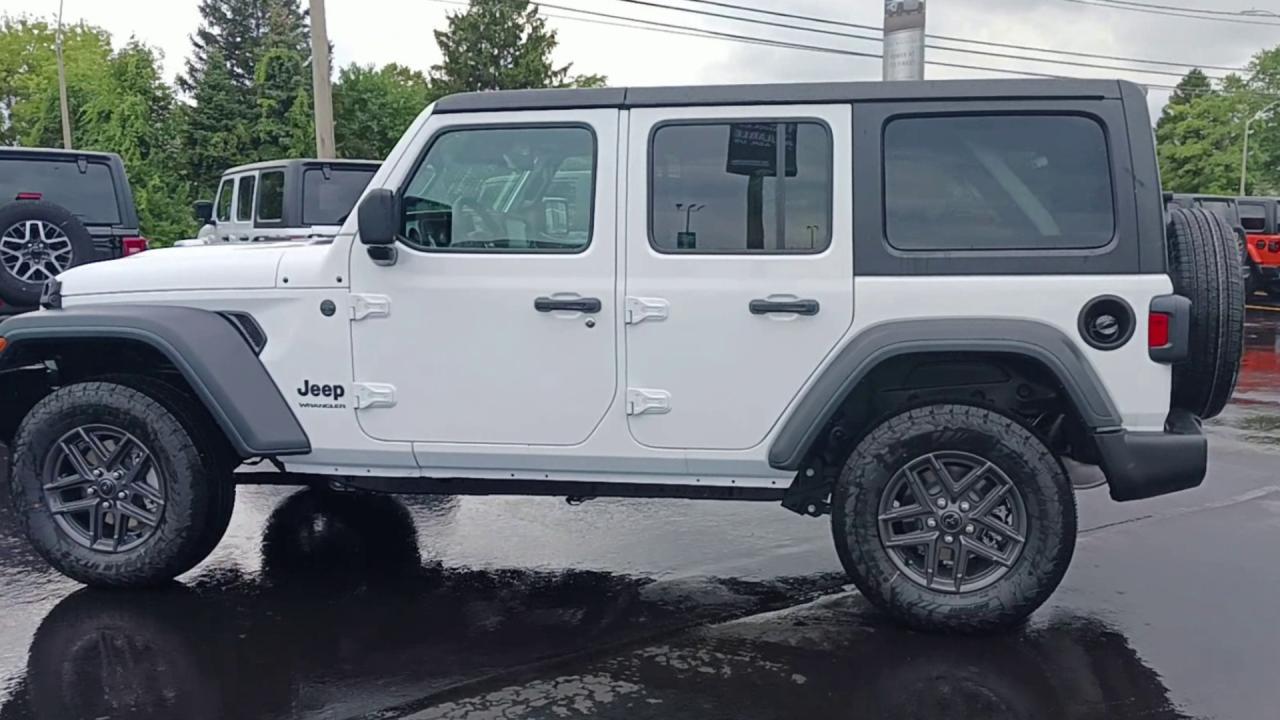 2025 Jeep Wrangler HTD SEATS / REMOTE START / 4 CYLINDER Photo