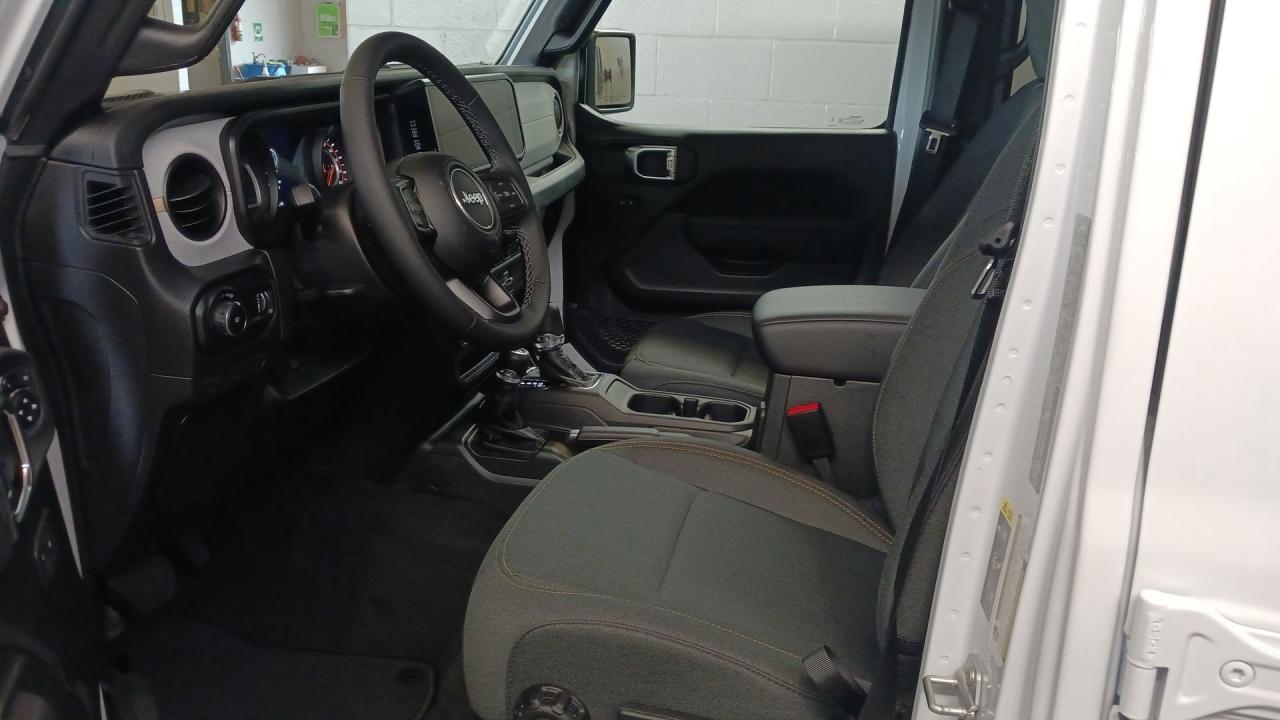 2025 Jeep Wrangler HTD SEATS / REMOTE START / 4 CYLINDER Photo