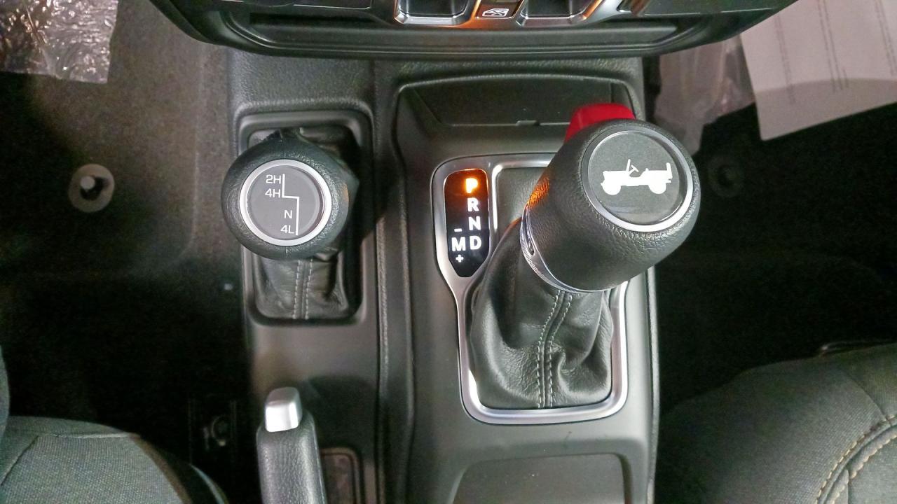 2025 Jeep Wrangler HTD SEATS / REMOTE START / 4 CYLINDER Photo