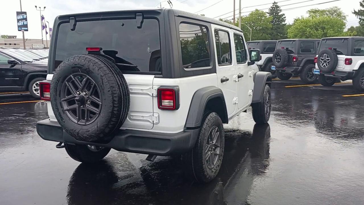 2025 Jeep Wrangler HTD SEATS / REMOTE START / 4 CYLINDER Photo