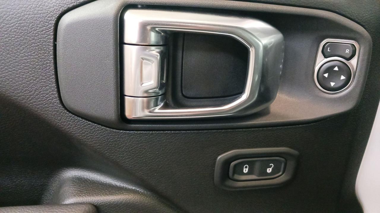 2025 Jeep Wrangler HTD SEATS / REMOTE START / 4 CYLINDER Photo