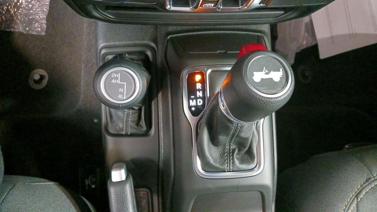 2025 Jeep Wrangler HTD SEATS / REMOTE START / 4 CYLINDER Photo