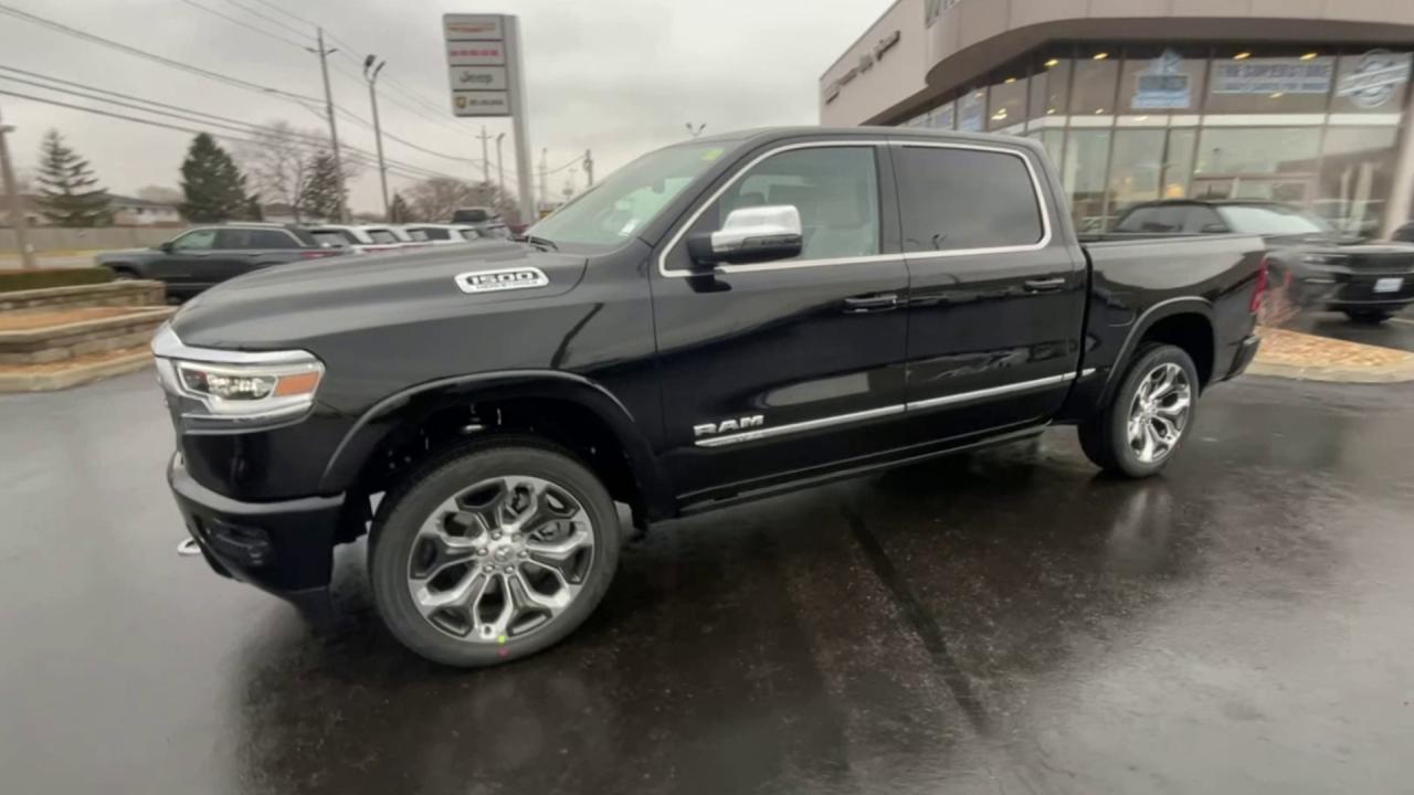 2024 RAM 1500 ELITE PKG / PANORAMIC SUNROOF / TRAILER BRAKE Photo