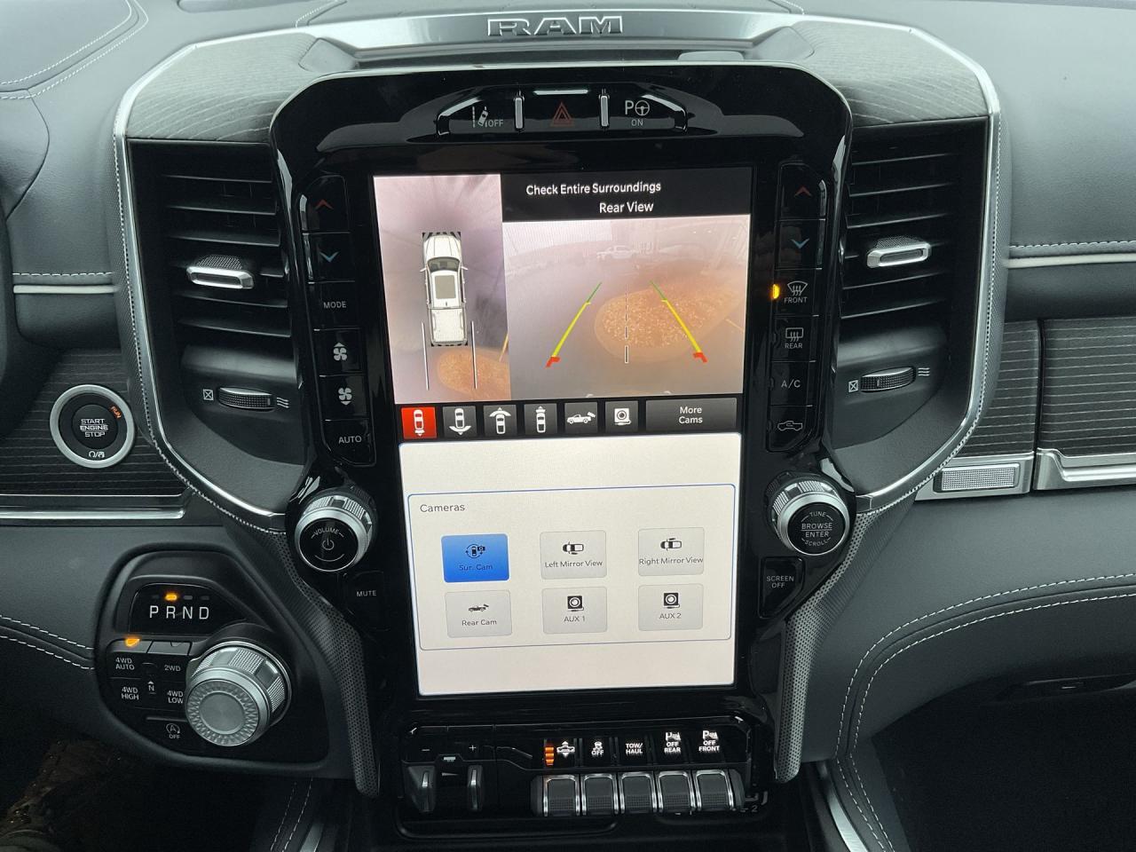 2024 RAM 1500 ELITE PKG / PANORAMIC SUNROOF / TRAILER BRAKE Photo