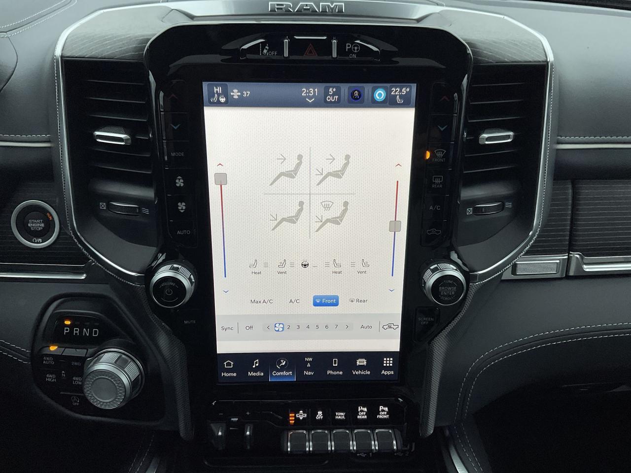 2024 RAM 1500 ELITE PKG / PANORAMIC SUNROOF / TRAILER BRAKE Photo