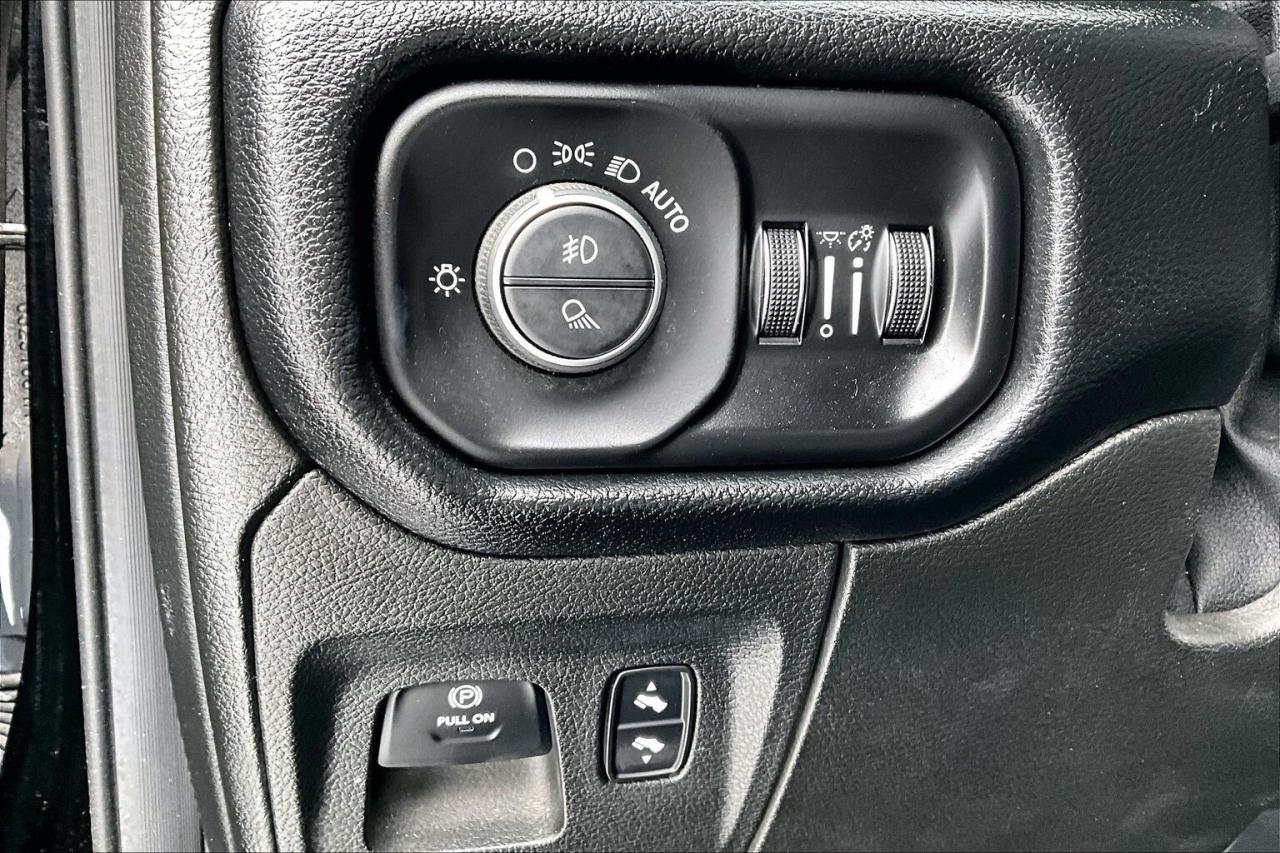 2019 RAM 1500 Sport | Vented Leather | Alpine | NAV | 4X4 Photo