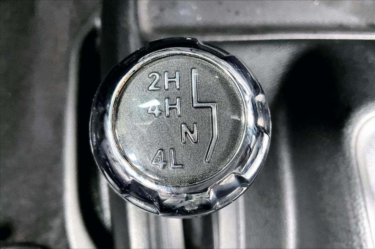 2018 Jeep Wrangler JK Unlimited Sahara | Cloth Seats | Remote Start | NAV | 4X4 Photo