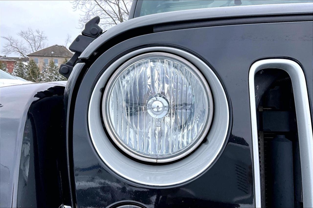 2018 Jeep Wrangler JK Unlimited Sahara | Cloth Seats | Remote Start | NAV | 4X4 Photo