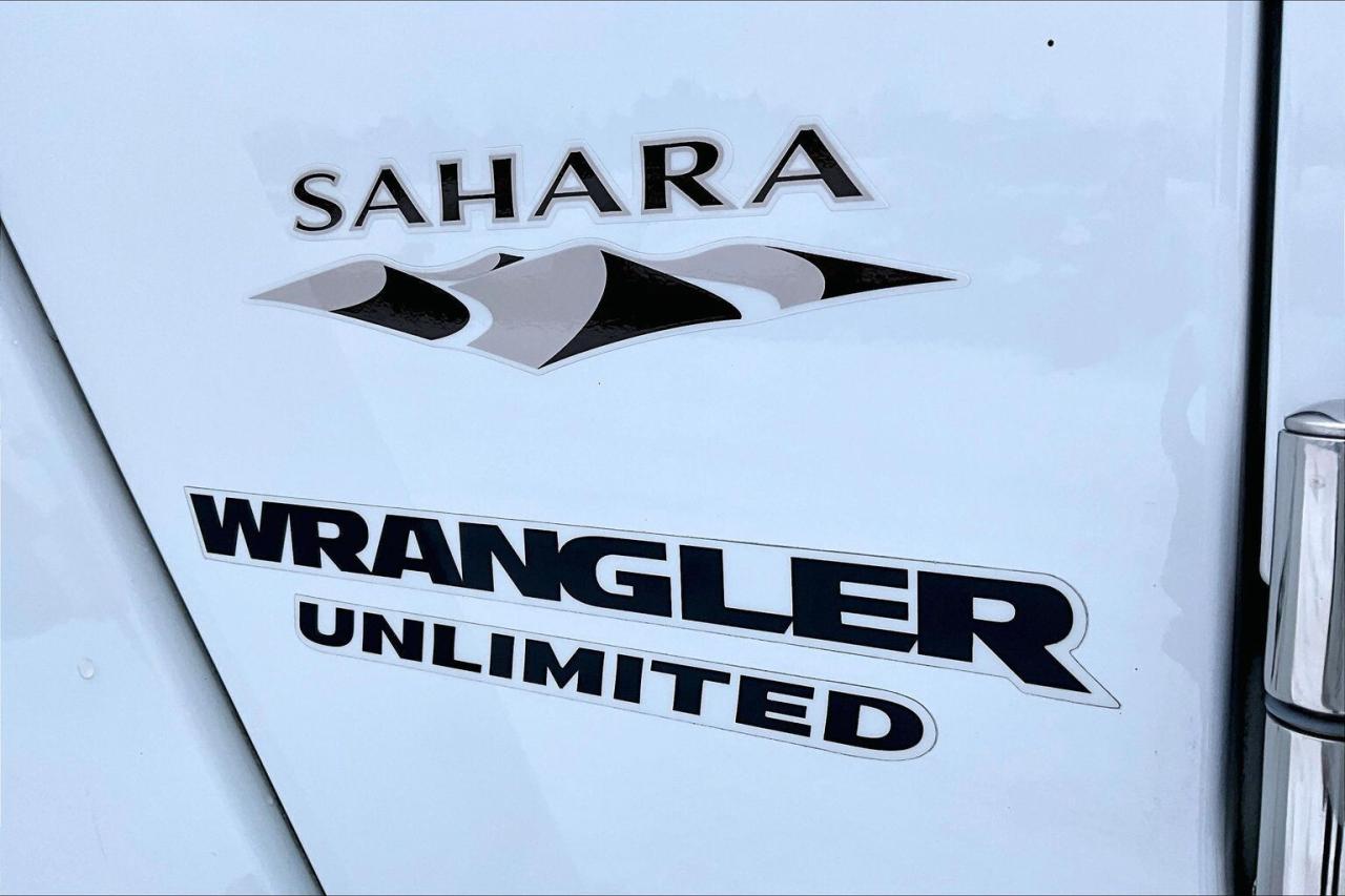 2016 Jeep Wrangler Unlimited Sahara | Heated Leather | NAV | Tow Pkg | 4X4 Photo