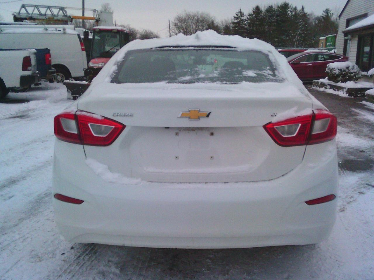 2018 Chevrolet Cruze 4dr Sdn 1.4L LT w-1SD Photo