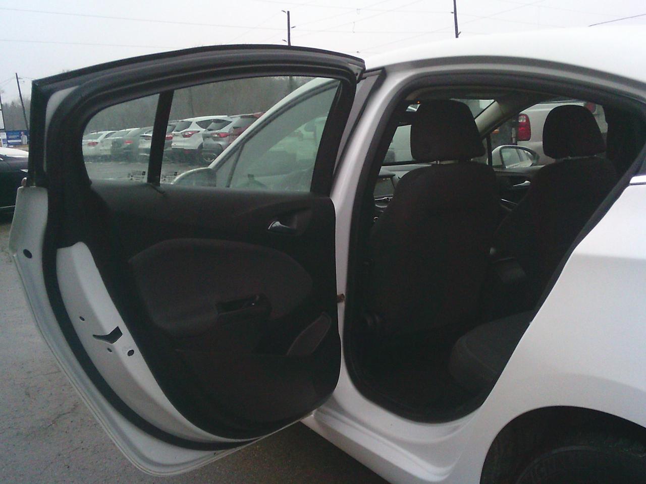 2018 Chevrolet Cruze 4dr Sdn 1.4L LT w-1SD Photo