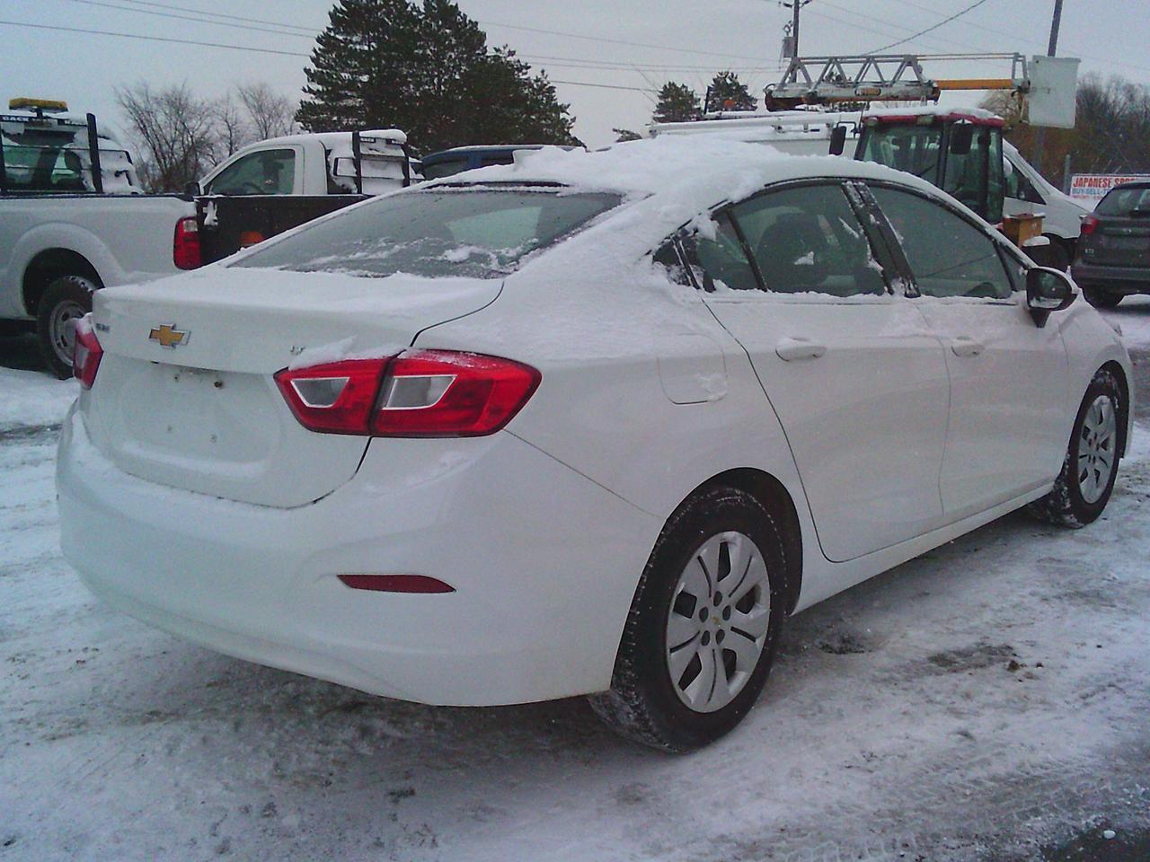 2018 Chevrolet Cruze 4dr Sdn 1.4L LT w-1SD Photo