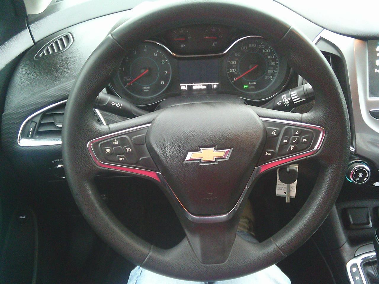 2018 Chevrolet Cruze 4dr Sdn 1.4L LT w-1SD Photo