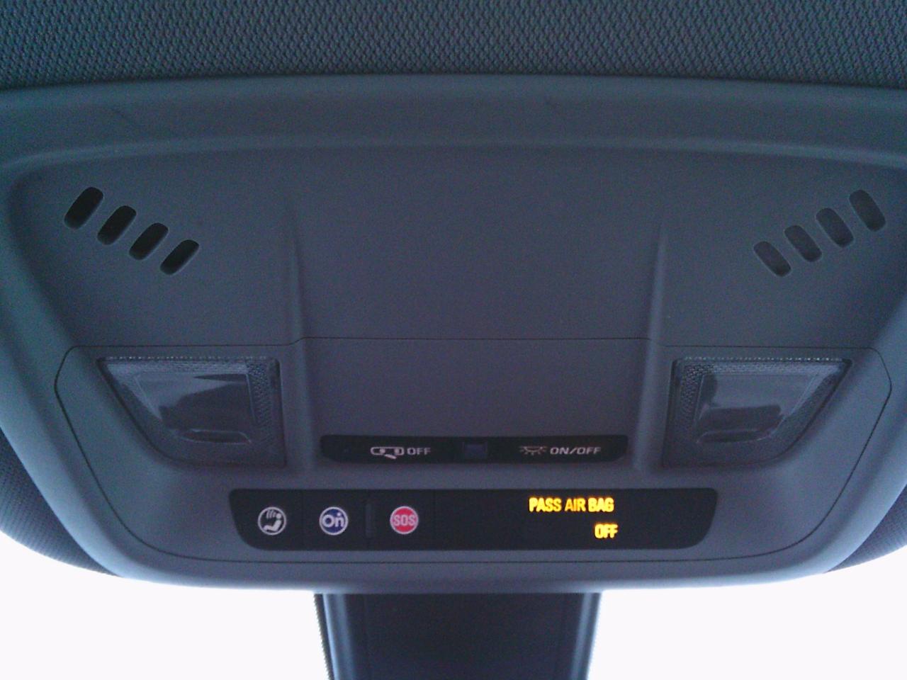 2018 Chevrolet Malibu 4dr Sdn LT w-1LT Photo