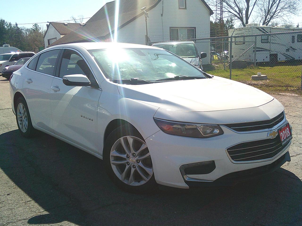 2018 Chevrolet Malibu 4dr Sdn LT w-1LT Photo