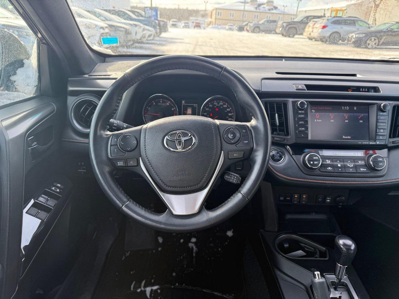 2018 Toyota RAV4 se Photo