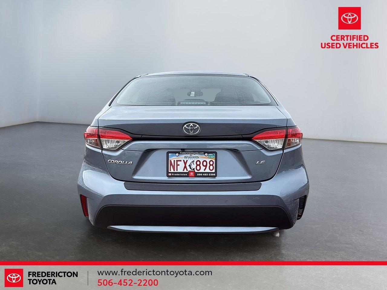 2020 Toyota Corolla LE Photo2