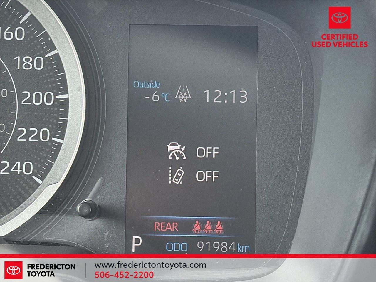 2020 Toyota Corolla LE Photo