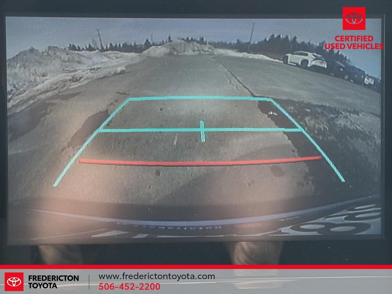 2020 Toyota Corolla LE Photo