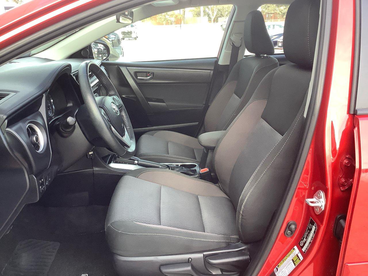 2017 Toyota Corolla LE Photo