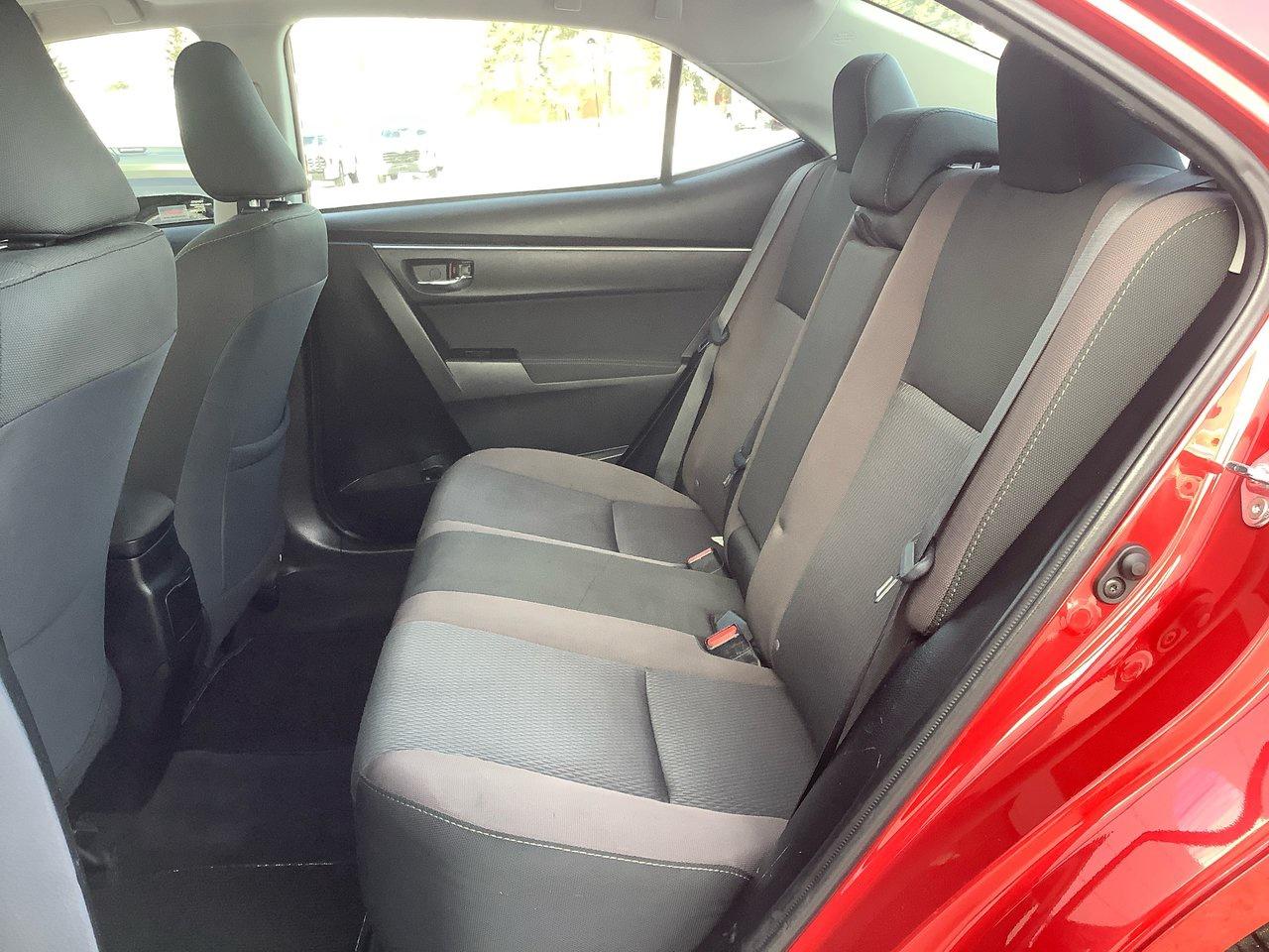 2017 Toyota Corolla LE Photo