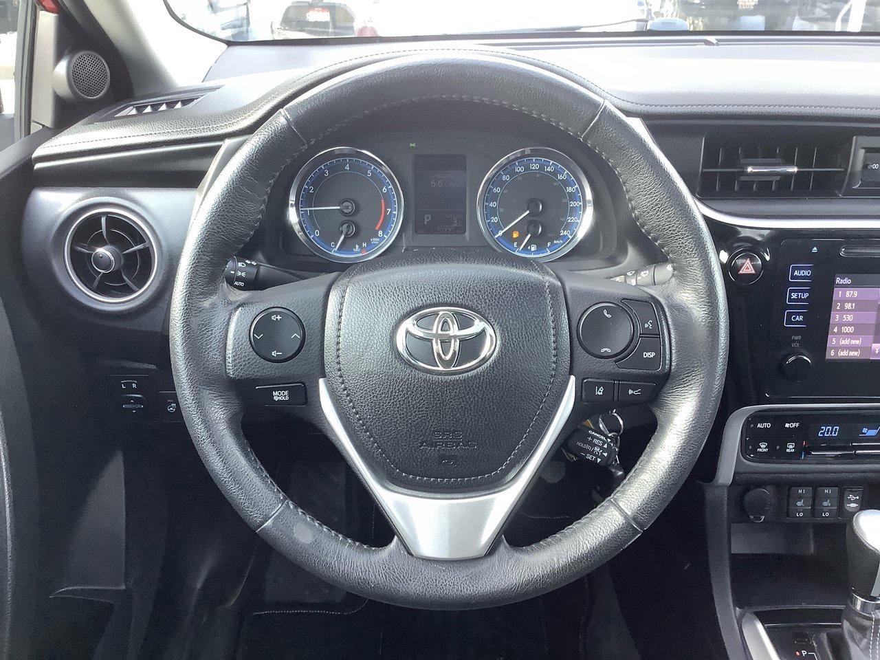 2017 Toyota Corolla LE Photo