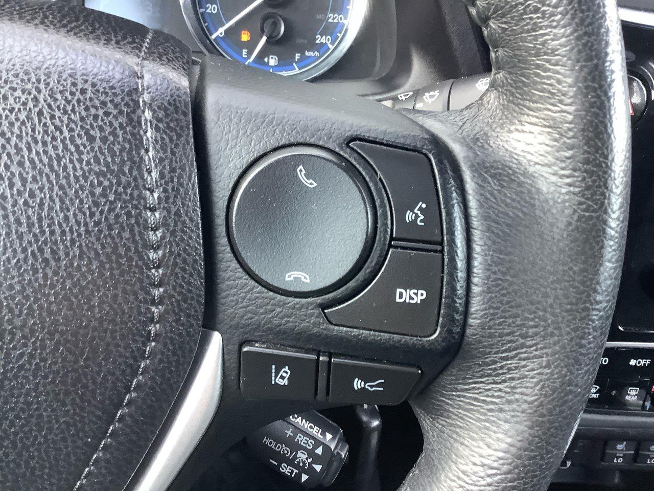 2017 Toyota Corolla LE Photo