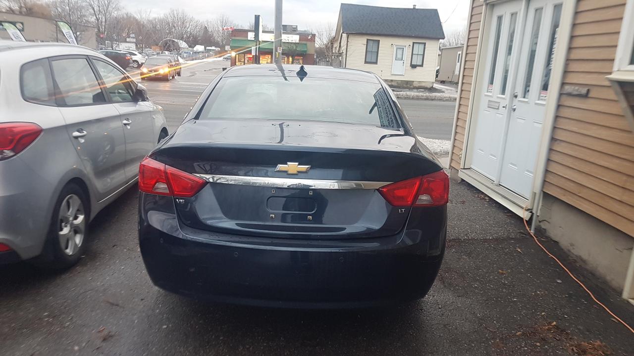 2016 Chevrolet Impala LT Photo3