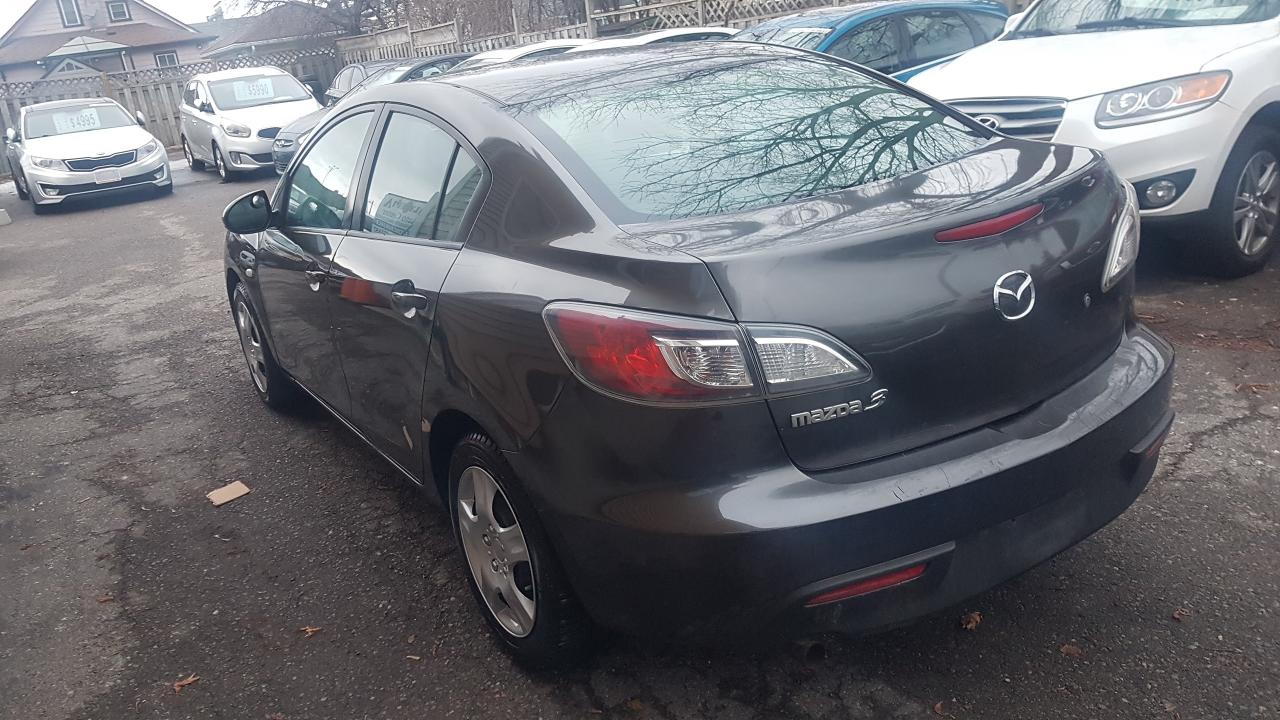 2010 Mazda MAZDA3 GX Photo