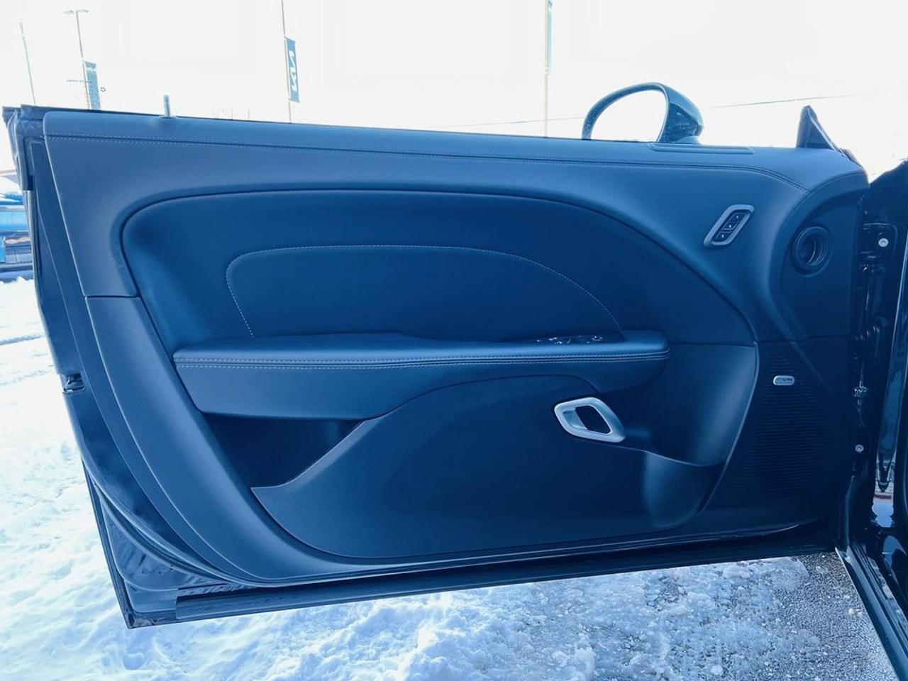 2021 Dodge Challenger R/T HEMI   Bluetooth, Heated Seats Photo