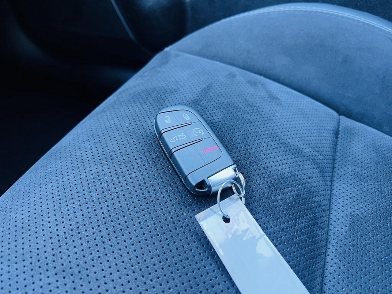 2021 Dodge Challenger R/T HEMI   Bluetooth, Heated Seats Photo