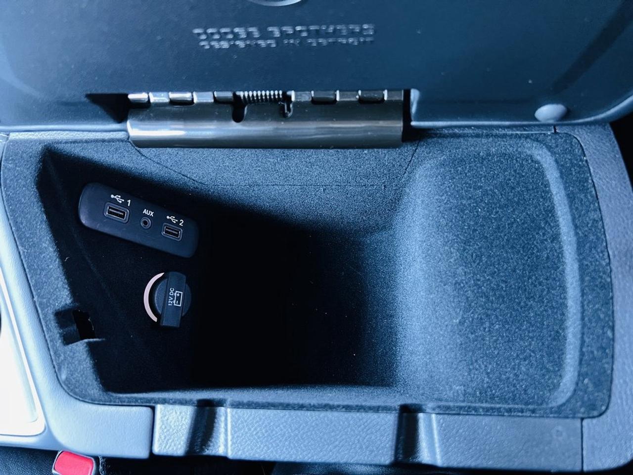 2021 Dodge Challenger R/T HEMI   Bluetooth, Heated Seats Photo