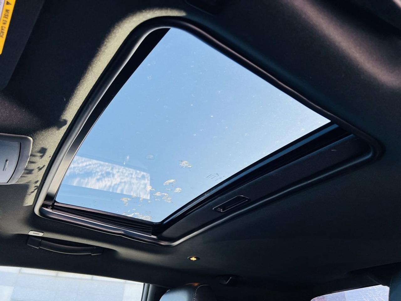 2021 Dodge Challenger R/T HEMI   Bluetooth, Heated Seats Photo