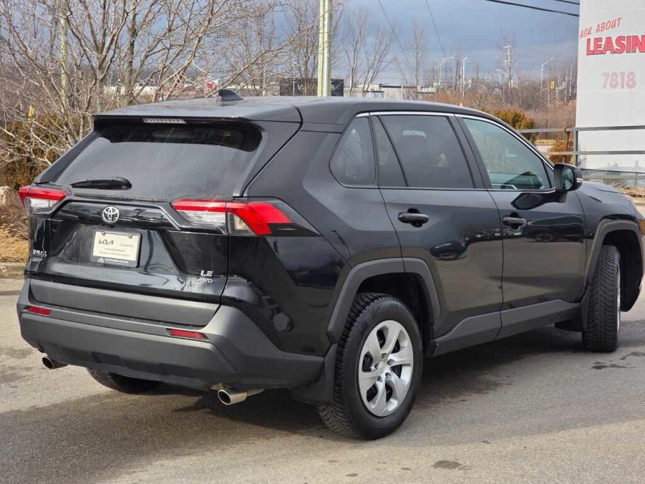 2023 Toyota RAV4 LE AWD   Clean Carfax, Reliable Photo