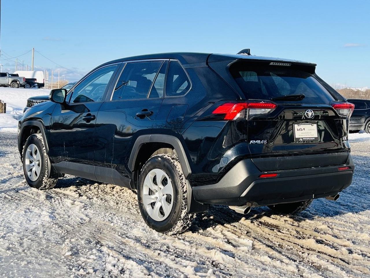 2023 Toyota RAV4 LE AWD   Clean Carfax, Reliable Photo
