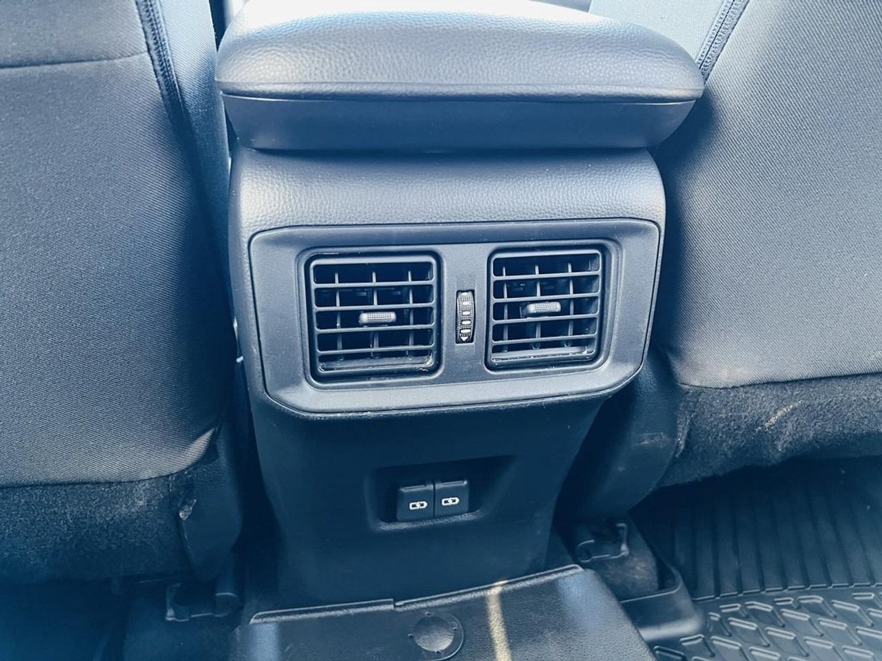 2023 Toyota RAV4 LE AWD   Clean Carfax, Reliable Photo