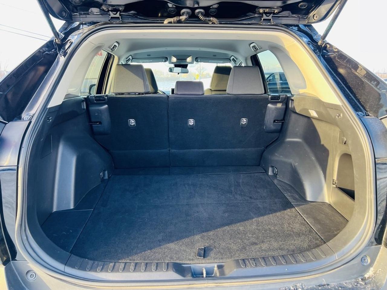 2023 Toyota RAV4 LE AWD   Clean Carfax, Reliable Photo