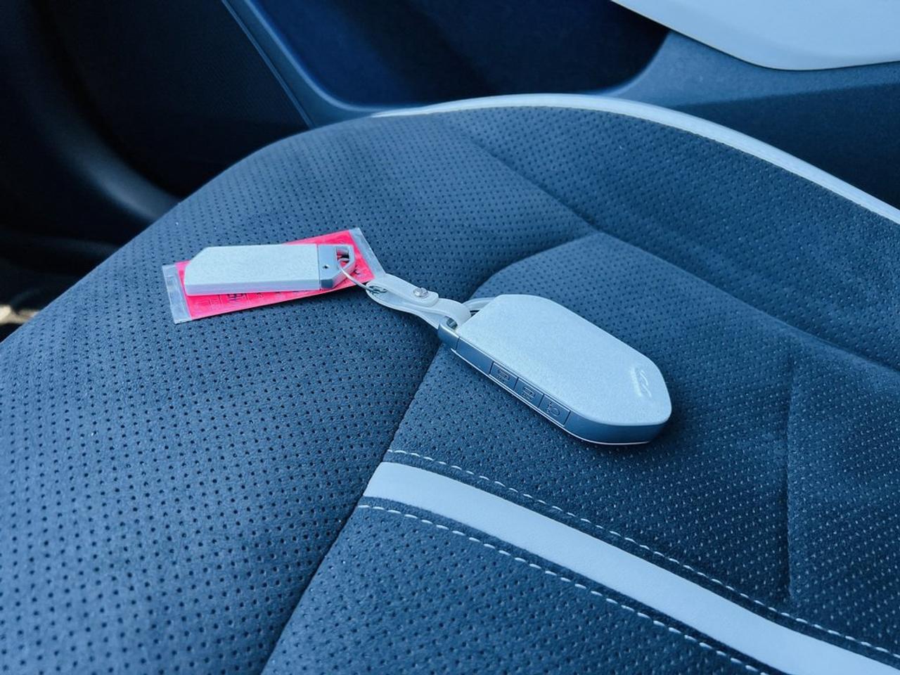 2025 Kia EV6 GT-Line AWD   Electric   Low KM   Long Range Photo