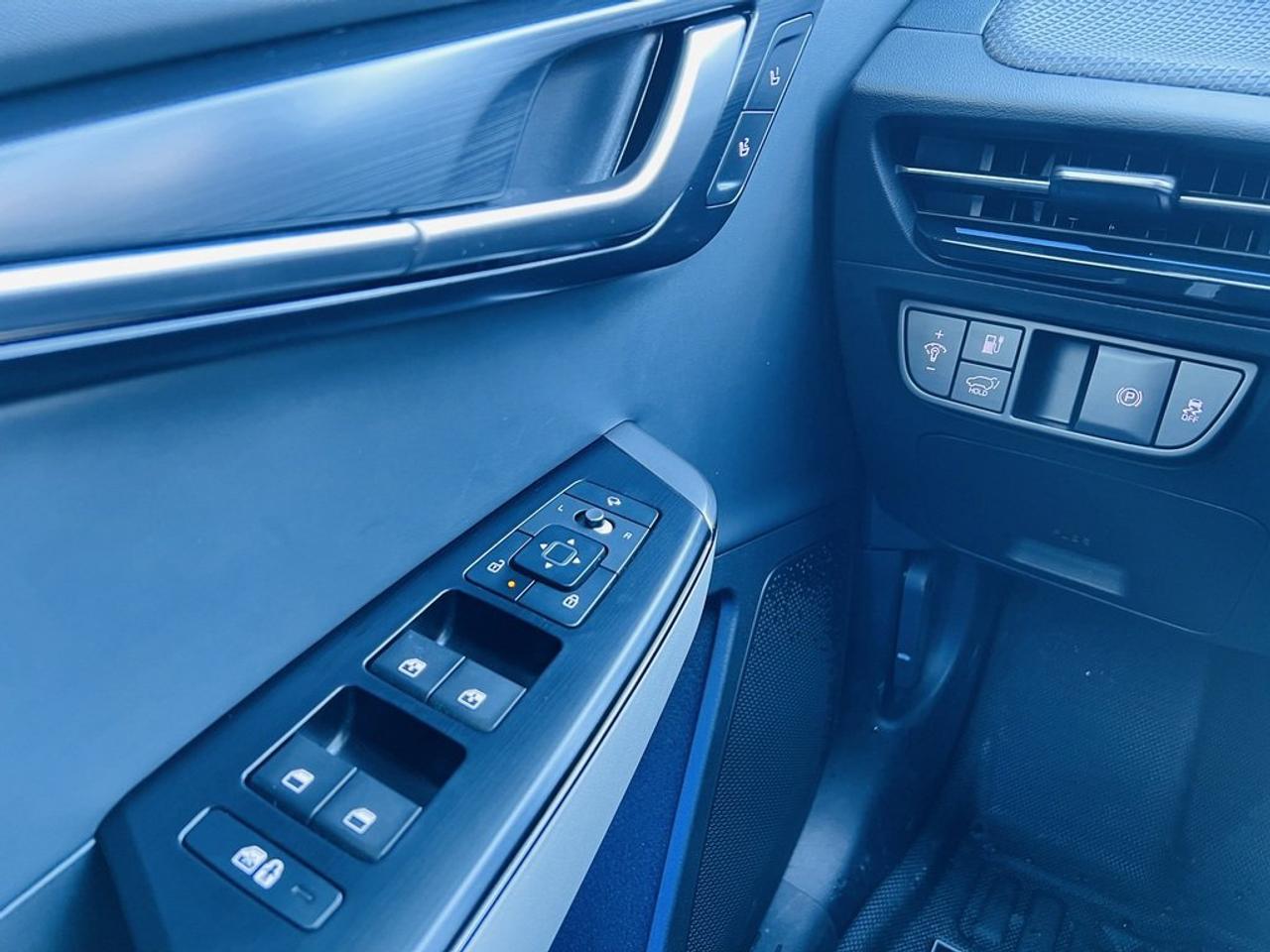 2025 Kia EV6 GT-Line AWD   Electric   Low KM   Long Range Photo