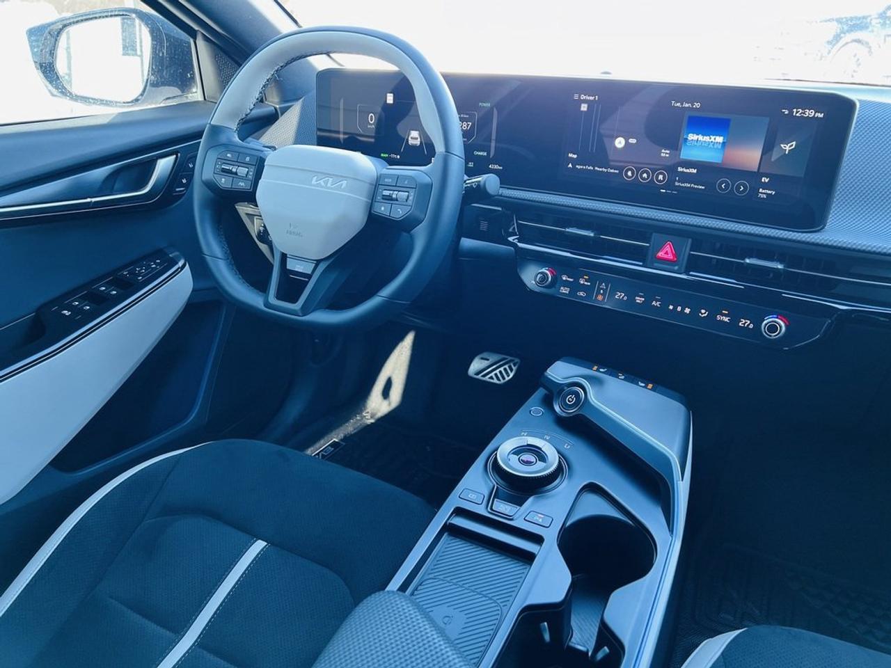 2025 Kia EV6 GT-Line AWD   Electric   Low KM   Long Range Photo