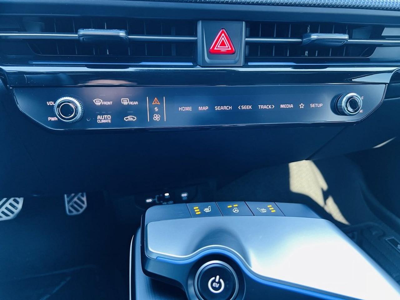 2025 Kia EV6 GT-Line AWD   Electric   Low KM   Long Range Photo