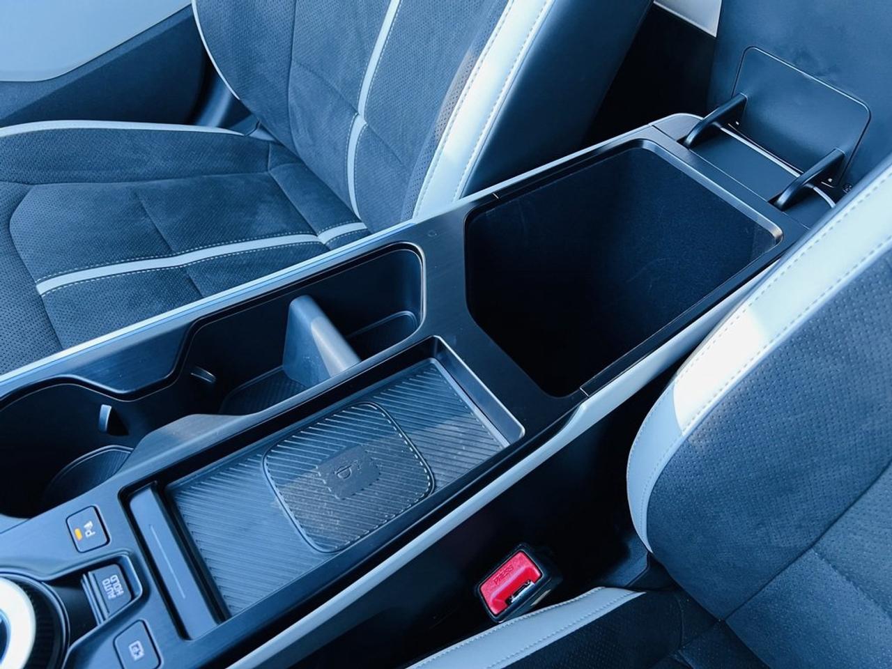 2025 Kia EV6 GT-Line AWD   Electric   Low KM   Long Range Photo