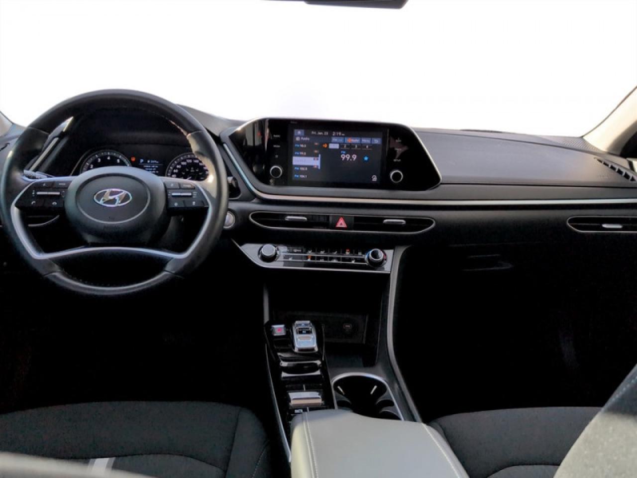 2022 Hyundai Sonata Preferred  **CLEAN CARFAX - 1 OWNER** Photo