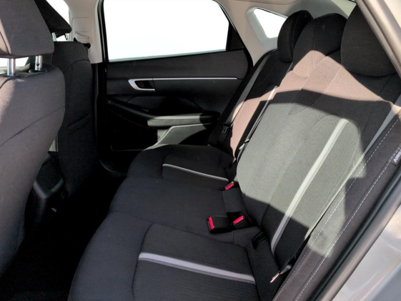 2022 Hyundai Sonata Preferred  **CLEAN CARFAX - 1 OWNER** Photo