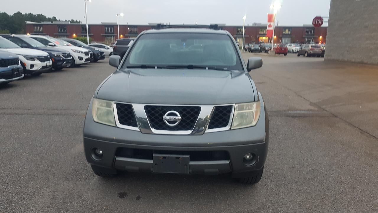 2006 Nissan Pathfinder LE  4X4 Photo