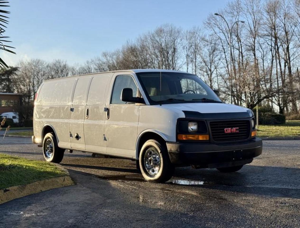 Used 2013 GMC Savana G2500 Extended Pressure Washing Cargo Van for sale in Burnaby, BC