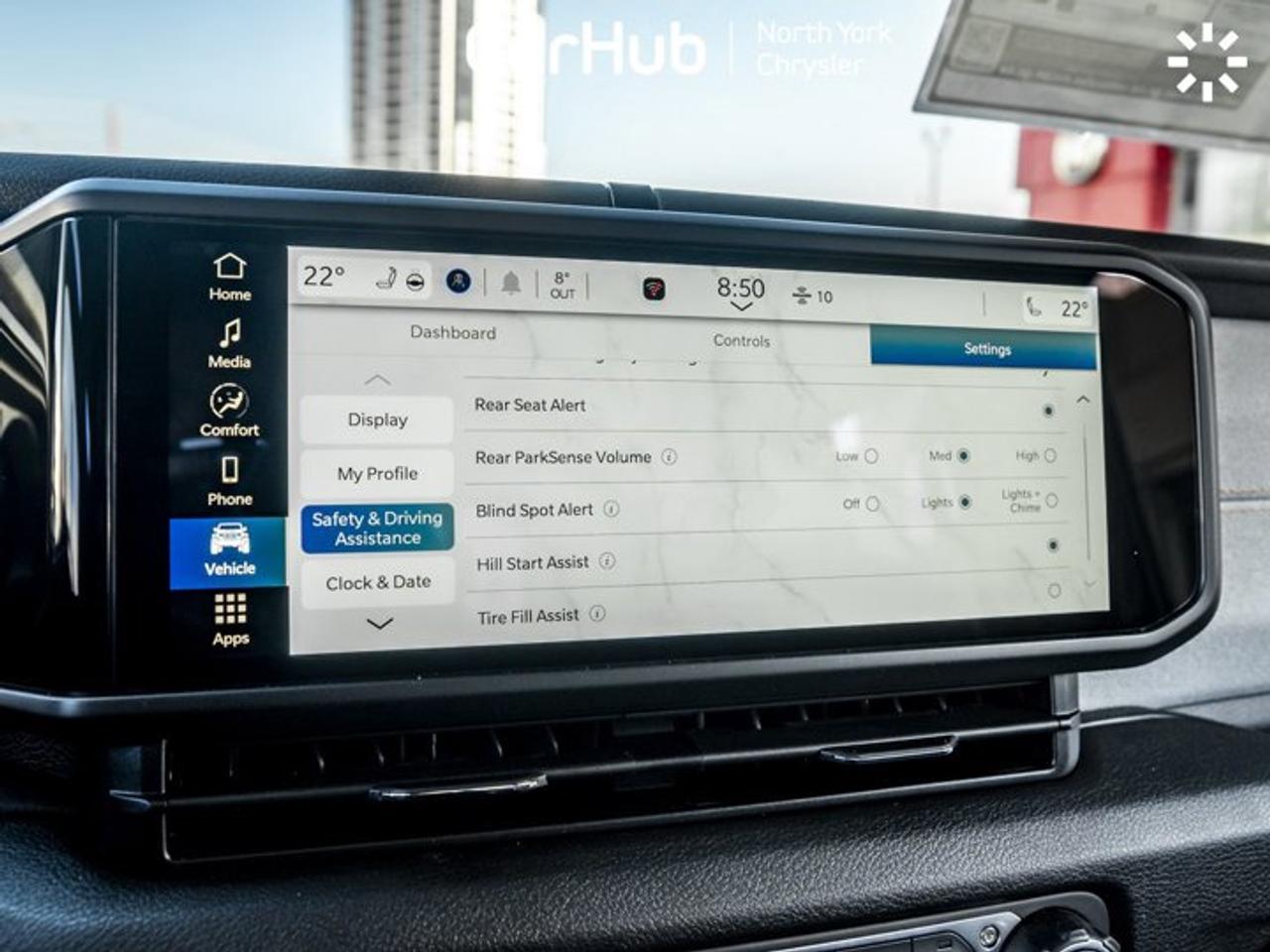 2026 Jeep Gladiator Willys 4x4 Freedom Top Convenience Group Safety Group Photo