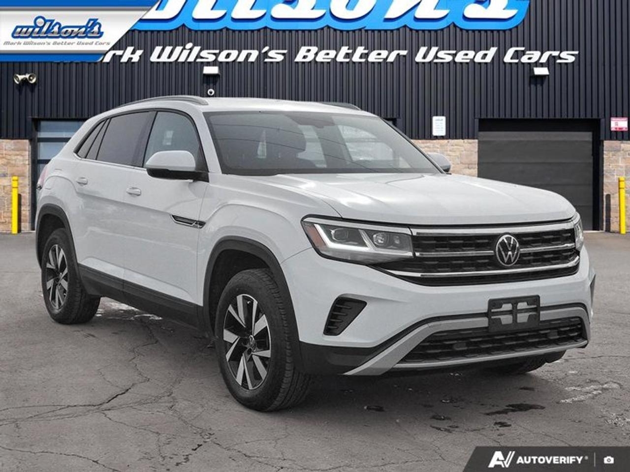 2020 Volkswagen Atlas Cross Sport Trendline | AWD | Heated Seats | CarPlay + Android | Rear Cam | Alloy Wheels | and More ! Photo