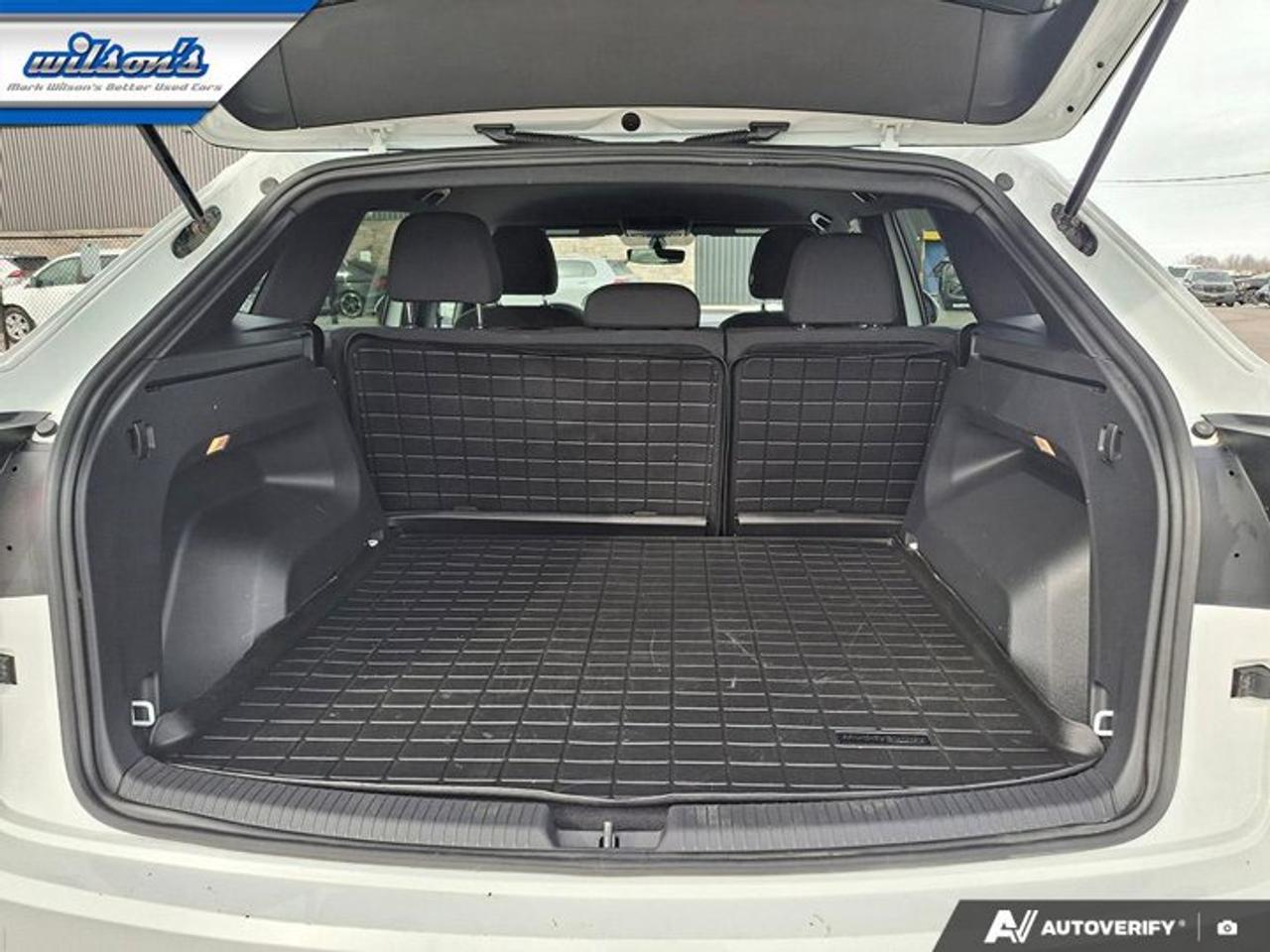 2020 Volkswagen Atlas Cross Sport Trendline | AWD | Heated Seats | CarPlay + Android | Rear Cam | Alloy Wheels | and More ! Photo